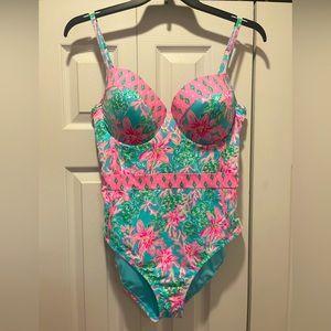Lilly Pulitzer Swimsuit 16